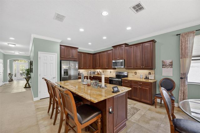 204 DAKOTA HILL DRIVE, Seffner, FL 33584