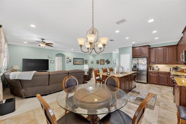 204 DAKOTA HILL DRIVE, Seffner, FL 33584