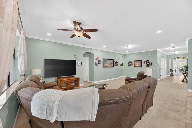 204 DAKOTA HILL DRIVE, Seffner, FL 33584