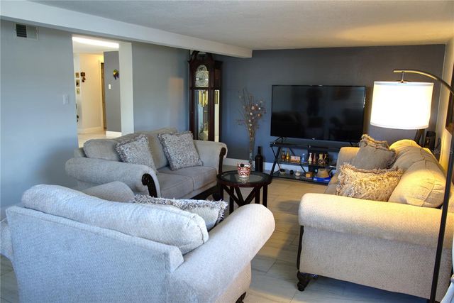 4530 W IDLEWILD AVENUE, Tampa, FL 33614