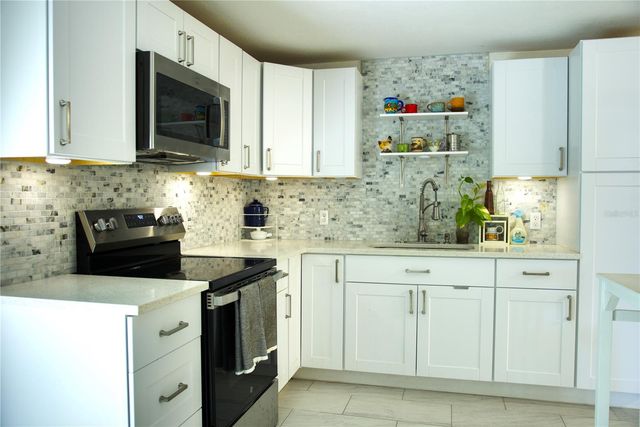 4530 W IDLEWILD AVENUE, Tampa, FL 33614