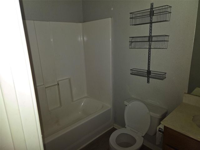 2425 Holly Hall Street 107, Houston, TX 77054