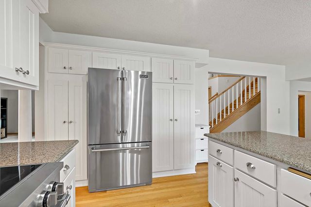 12942 Maple Knoll Way, Maple Grove, MN 55369