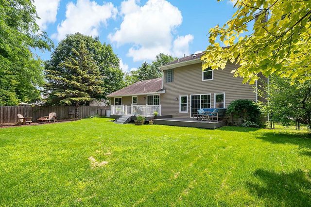 12942 Maple Knoll Way, Maple Grove, MN 55369