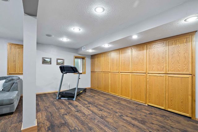 12942 Maple Knoll Way, Maple Grove, MN 55369