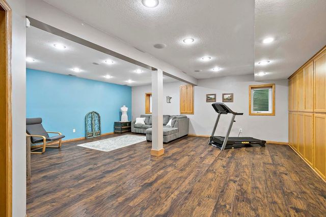 12942 Maple Knoll Way, Maple Grove, MN 55369