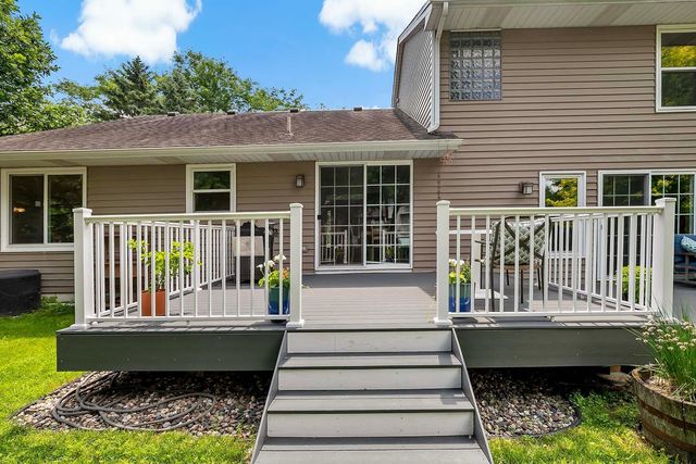 12942 Maple Knoll Way, Maple Grove, MN 55369