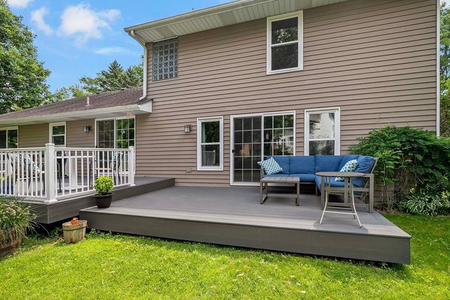 12942 Maple Knoll Way, Maple Grove, MN 55369