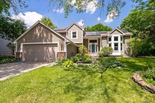 12942 Maple Knoll Way, Maple Grove, MN 55369