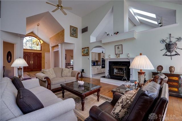 1770 W Rahn Road, Dayton, OH 45459