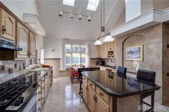 1770 W Rahn Road, Dayton, OH 45459