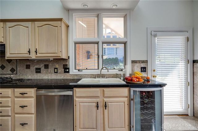 1770 W Rahn Road, Dayton, OH 45459