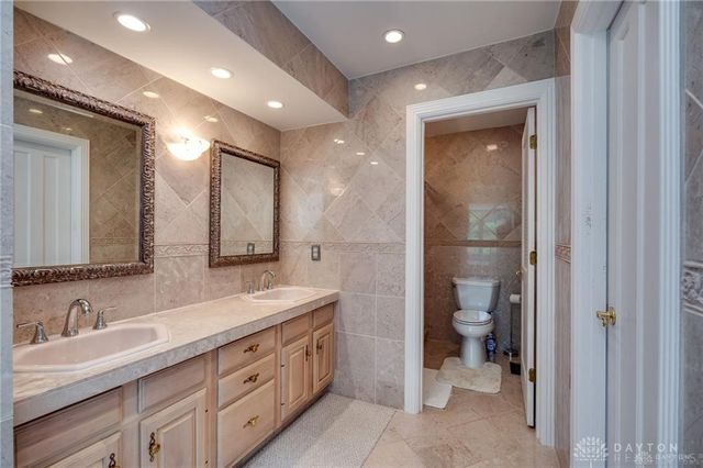 1770 W Rahn Road, Dayton, OH 45459