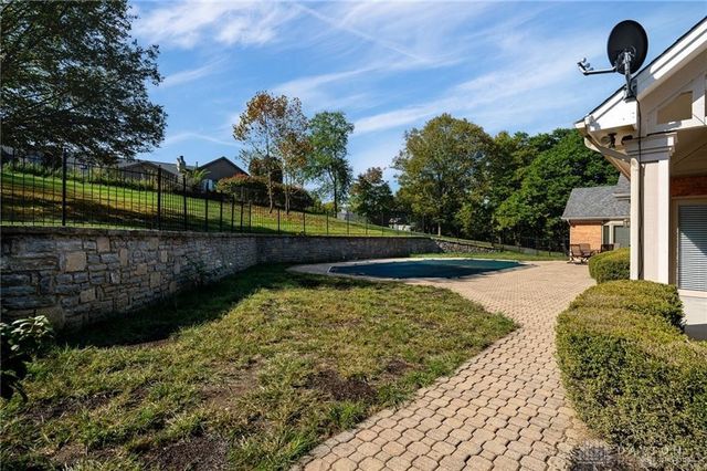 1770 W Rahn Road, Dayton, OH 45459