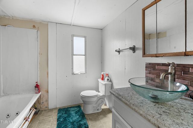 115 Melrose Avenue, Bulls Gap, TN 37711