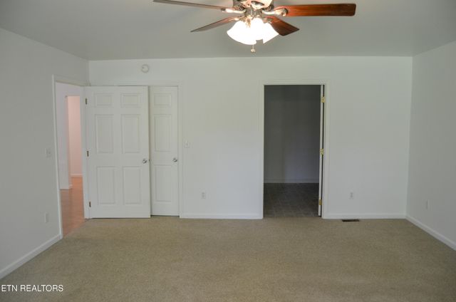 329 Hilltop Drive, Crossville, TN 38555