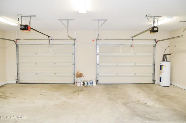 329 Hilltop Drive, Crossville, TN 38555