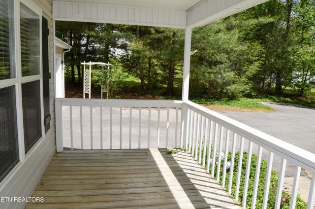 329 Hilltop Drive, Crossville, TN 38555
