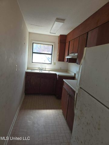 2009 Melvin Road, Pearl, MS 39208