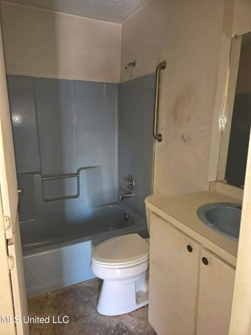 2009 Melvin Road, Pearl, MS 39208