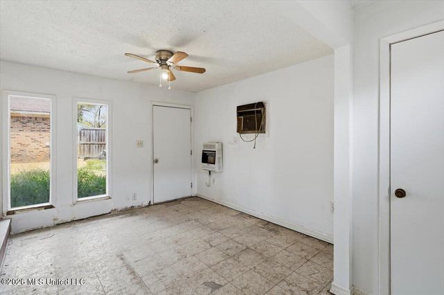 2009 Melvin Road, Pearl, MS 39208