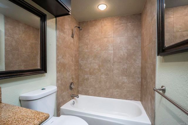 4338 Montalvo 3, San Diego, CA 92107