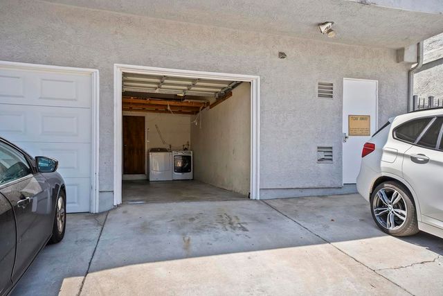 4338 Montalvo 3, San Diego, CA 92107
