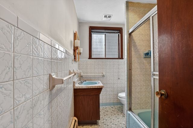 54 Flint Street, Somerville, MA 02145
