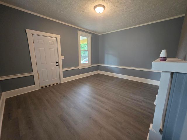 315 S Shaffer Street, Springfield, OH 45506