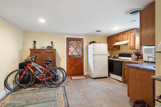 45 Stockton Lake Boulevard, Manasquan, NJ 08736