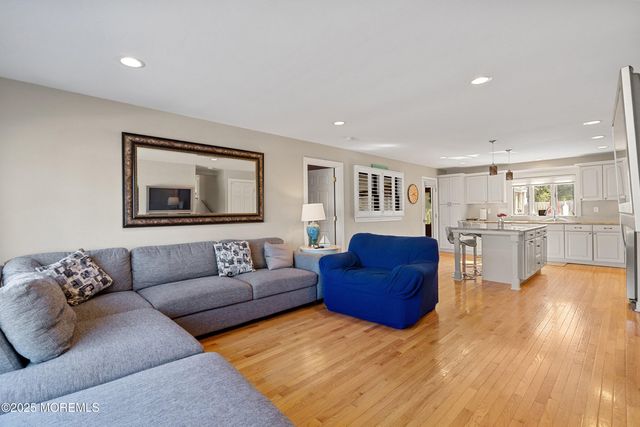 45 Stockton Lake Boulevard, Manasquan, NJ 08736