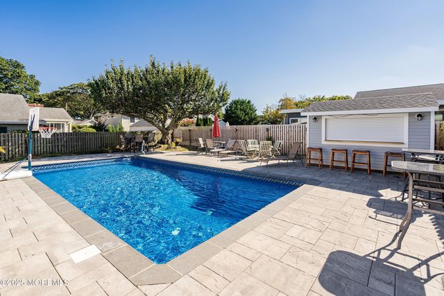 45 Stockton Lake Boulevard, Manasquan, NJ 08736