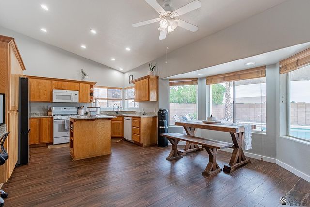 10284 S Avenida La Primera, Yuma, AZ 85367