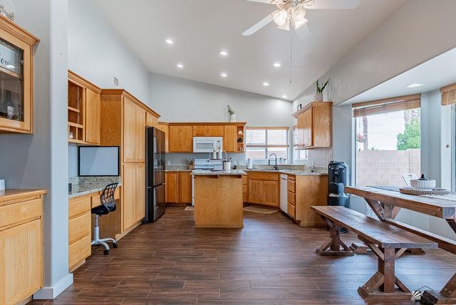 10284 S Avenida La Primera, Yuma, AZ 85367