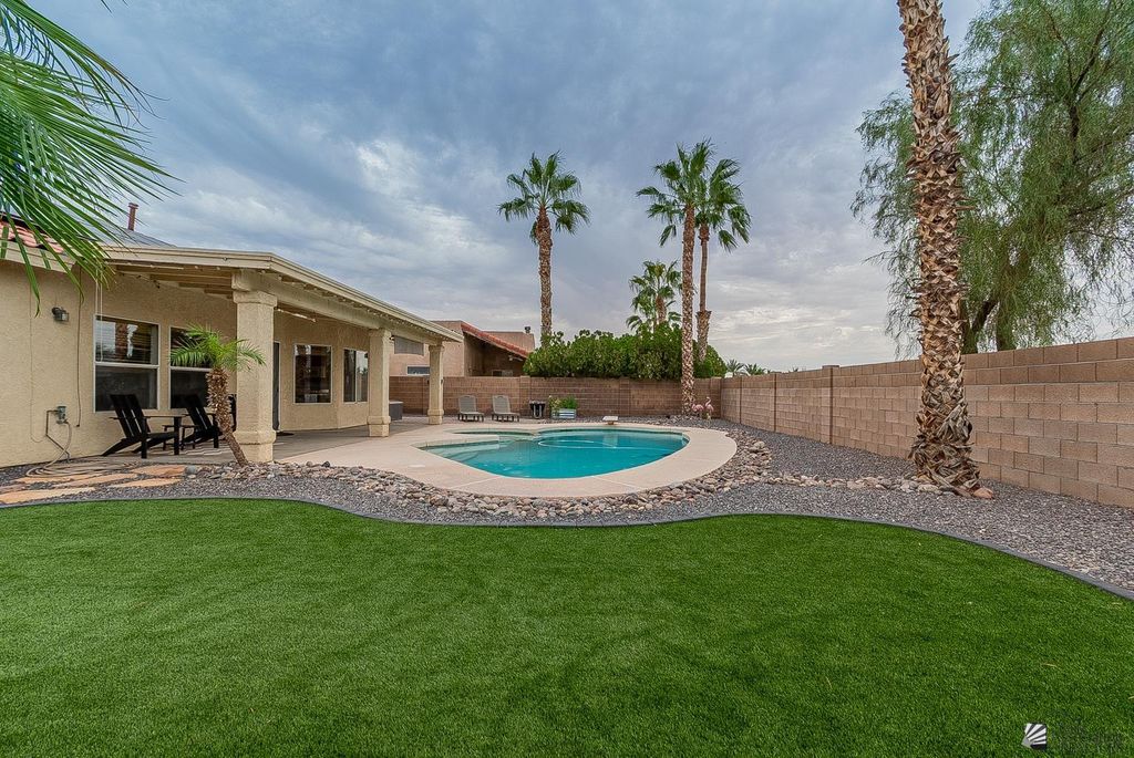 10284 S Avenida La Primera, Yuma, AZ 85367