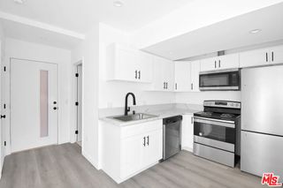 1610 S Beverly Glen Boulevard 10, Los Angeles, CA 90024