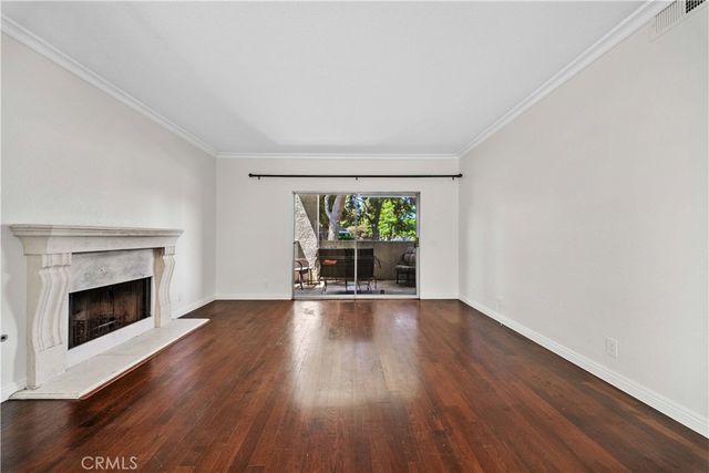 632 Springbrook 7, Irvine, CA 92614