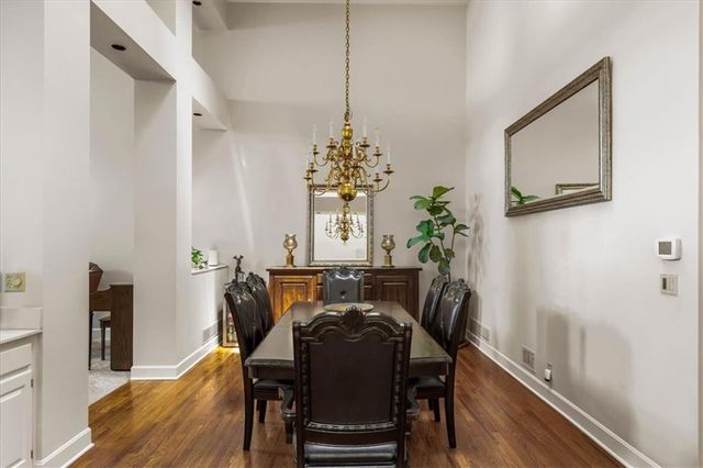 12520 Cedar Street, Leawood, KS 66209