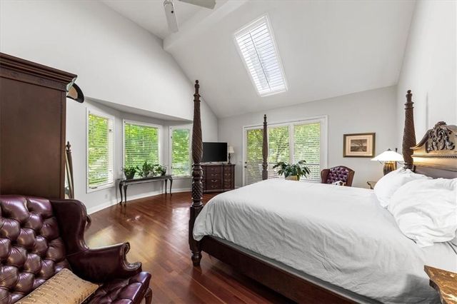 12520 Cedar Street, Leawood, KS 66209