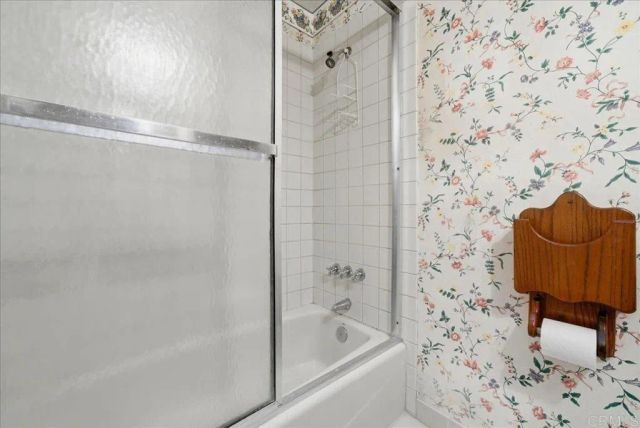 13027 Via Del Valedor, San Diego, CA 92129