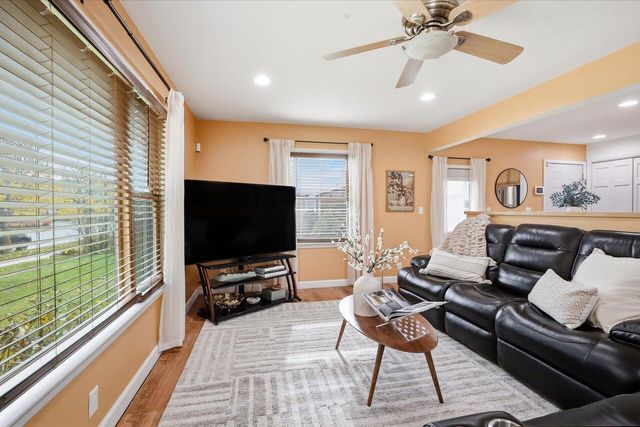 5629 N Bethmaur LANE, Glendale, WI 53209