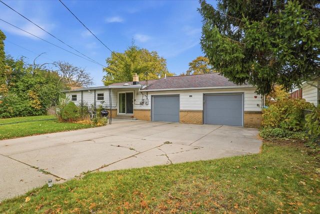 5629 N Bethmaur LANE, Glendale, WI 53209