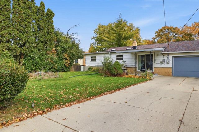 5629 N Bethmaur LANE, Glendale, WI 53209