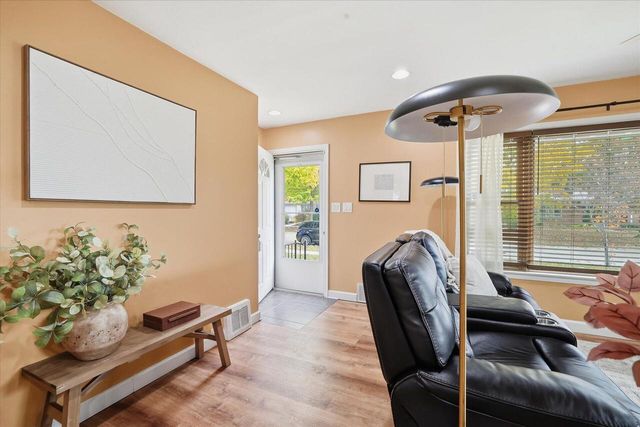 5629 N Bethmaur LANE, Glendale, WI 53209