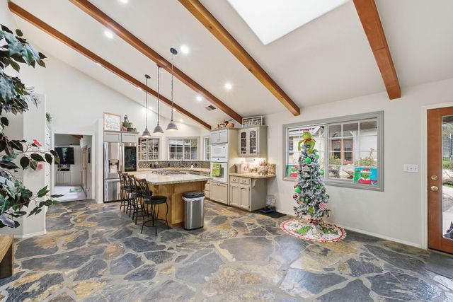 33721 Globe Drive, Springville, CA 93265