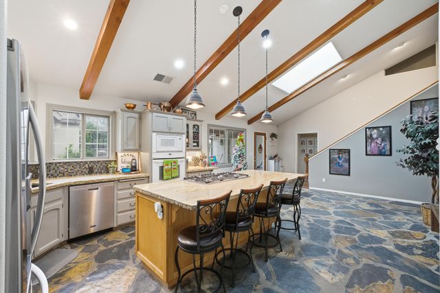 33721 Globe Drive, Springville, CA 93265