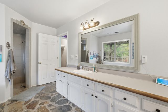 33721 Globe Drive, Springville, CA 93265