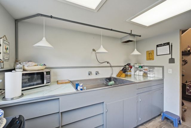 33721 Globe Drive, Springville, CA 93265