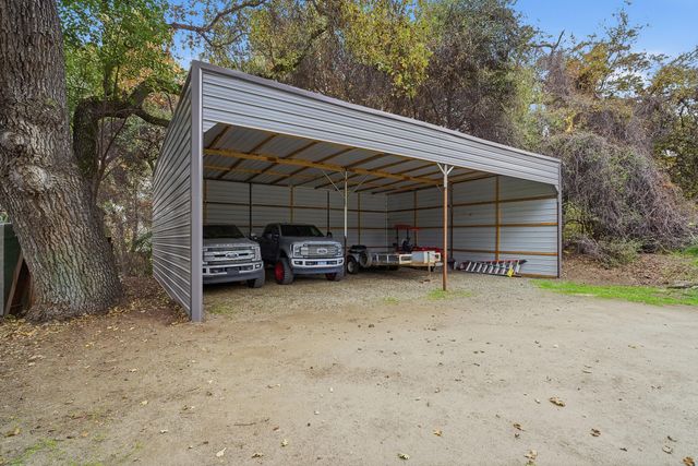 33721 Globe Drive, Springville, CA 93265