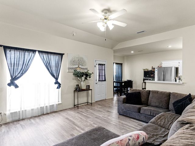 913 Hudson, Odessa, TX 79761